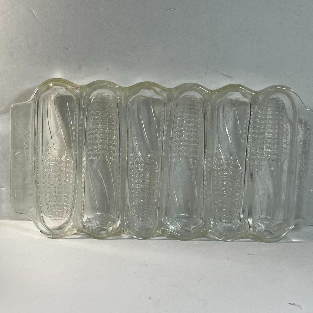 Miracle Maize Cornbread Glass Baking Mold 6 Corn Ears Indiana Glass 1940s USA